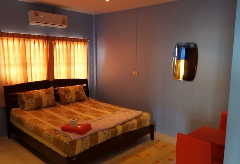 Hotelli Laila Food And Drink Guesthouse