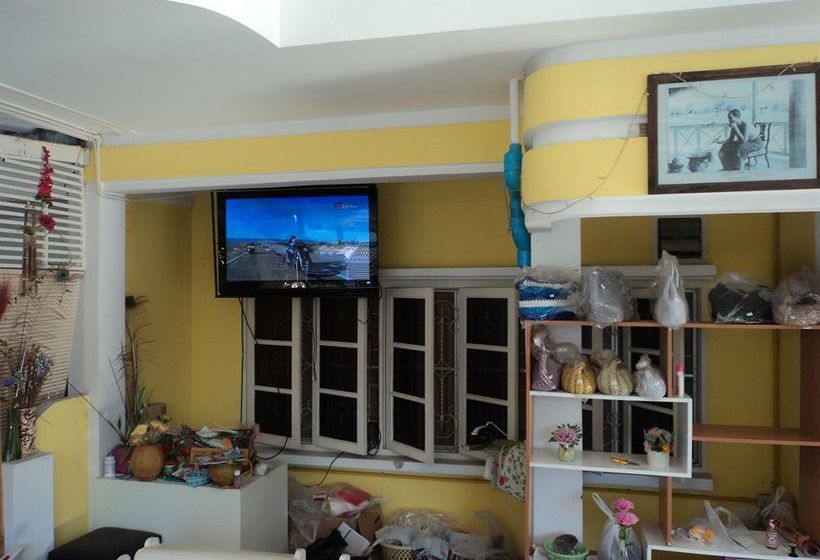 Hotelli Laila Food And Drink Guesthouse