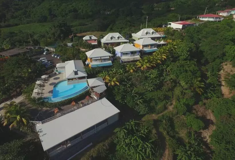 هتل Hôtel Village Pomme Cannelle 3 étoiles