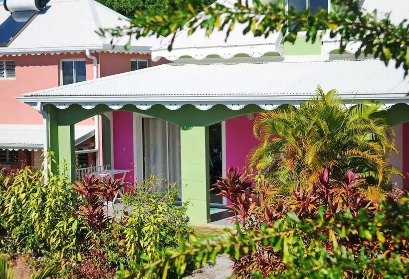 هتل Hôtel Village Pomme Cannelle 3 étoiles