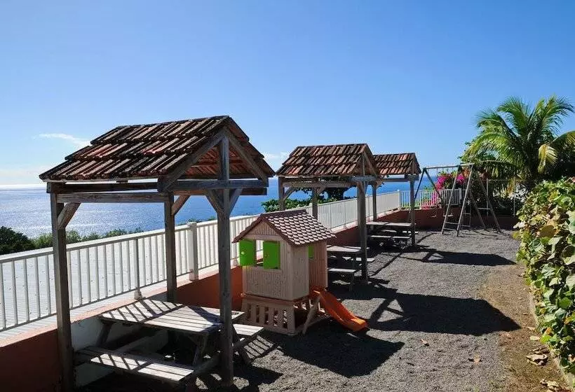 هتل Hôtel Village Pomme Cannelle 3 étoiles