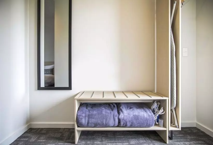 Отель Nightcap At Seaford