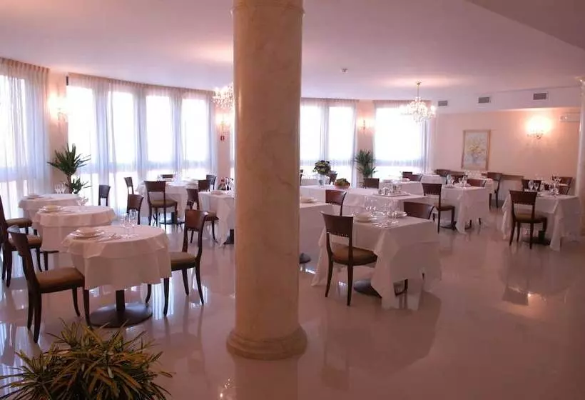 Отель Pilgrim S