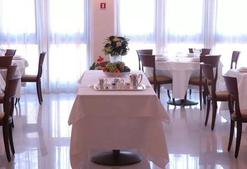 Отель Pilgrim S