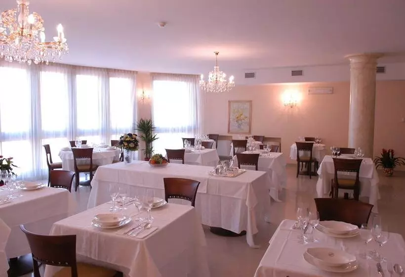 Отель Pilgrim S