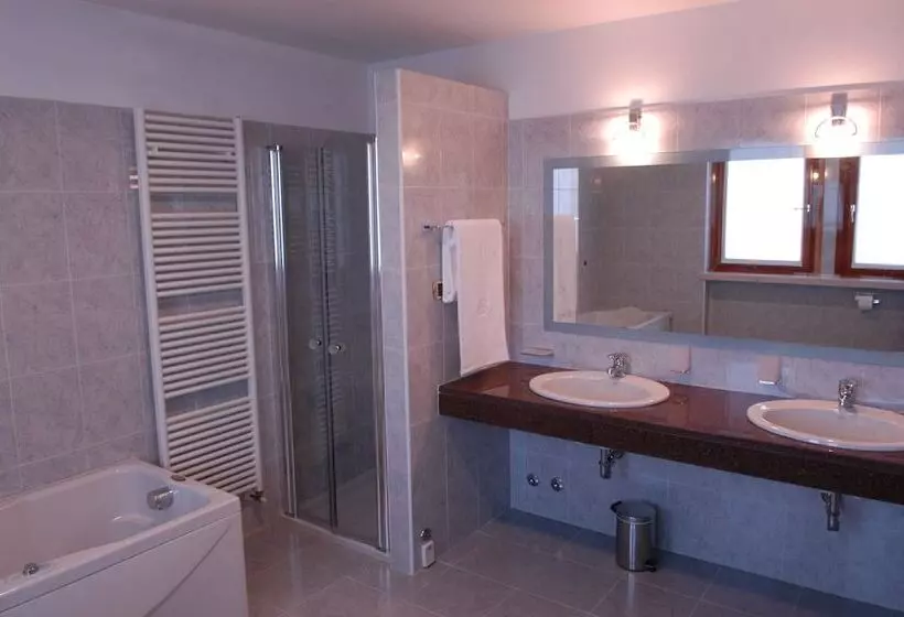 Отель Pilgrim S