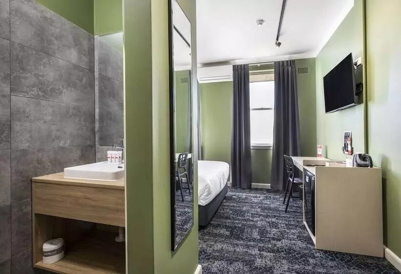 فندق Nightcap At Pritchards