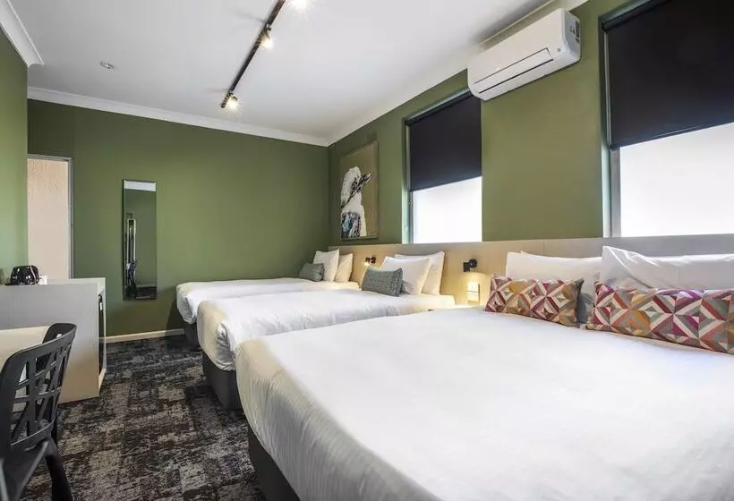 فندق Nightcap At Pritchards