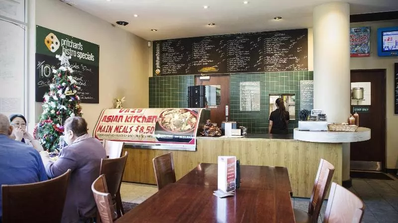 فندق Nightcap At Pritchards