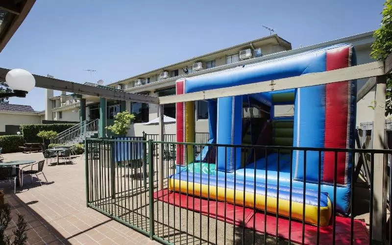 فندق Nightcap At Pritchards