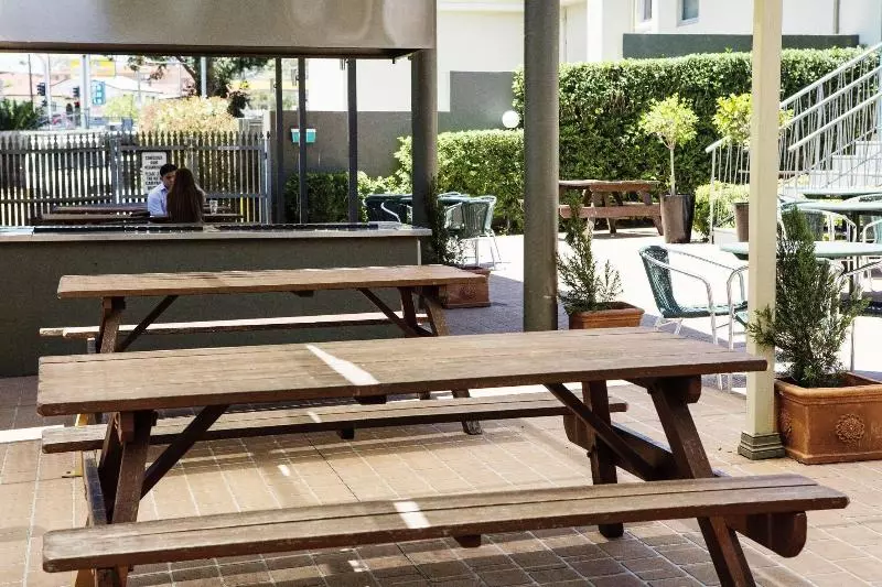 فندق Nightcap At Pritchards