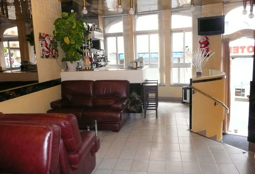 هتل Saint Jean Baptiste