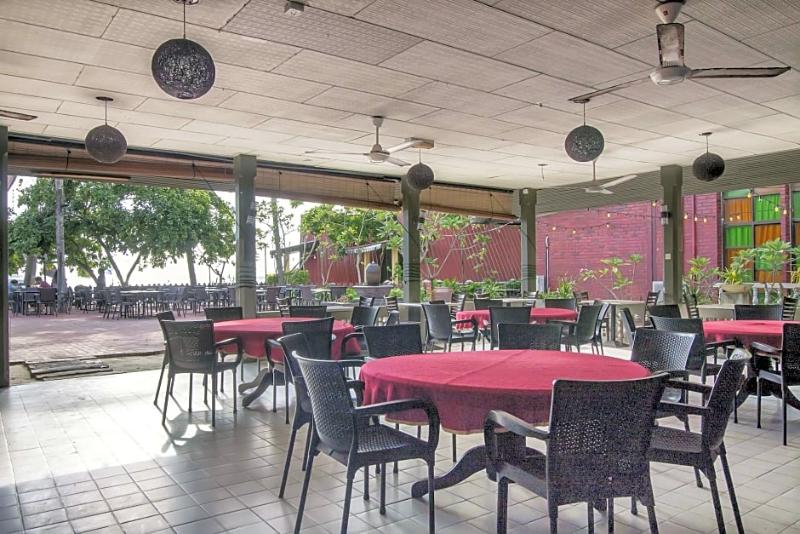 فندق Sandy Beach Resort Langkawi