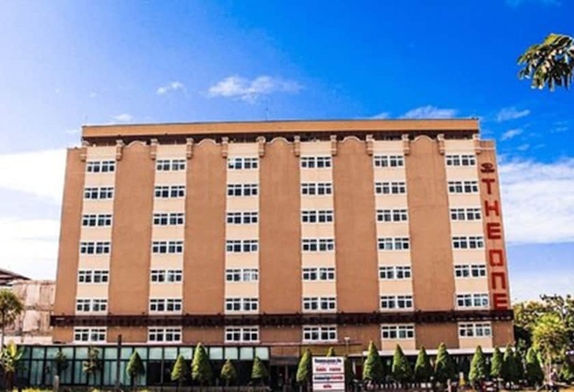 בית מלון כפרי The One Surat