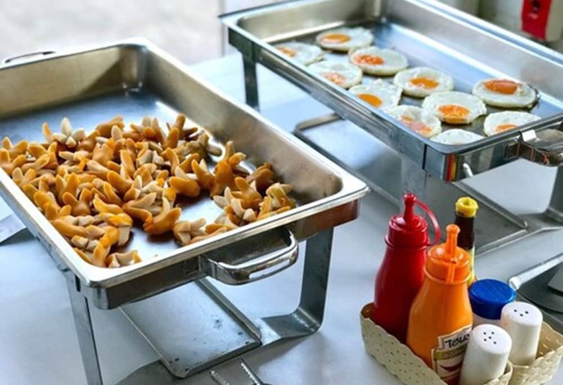 בית מלון כפרי The One Surat