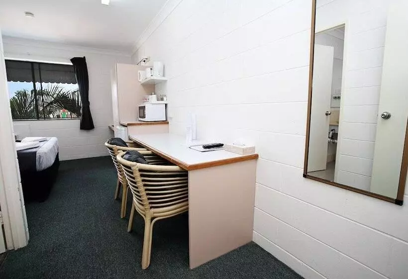 מוטל Banjo Paterson Motor Inn