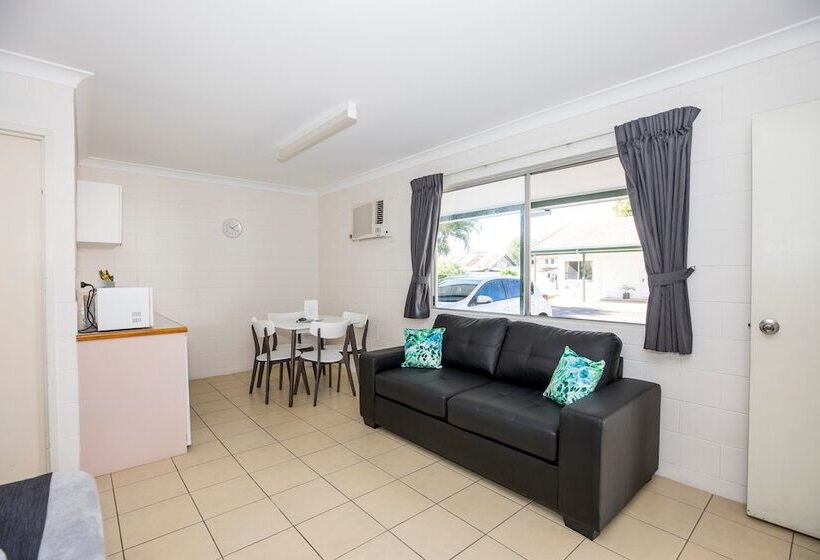 فندق على الطريق Banjo Paterson Motor Inn