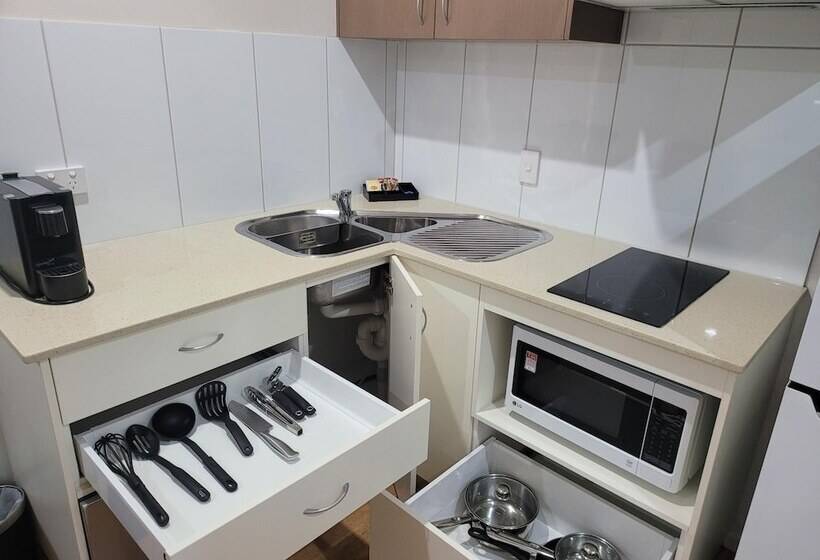 فندق على الطريق Club Tropical Resort Darwin