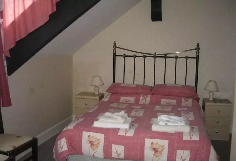 بنسيون The Beaches Guest House