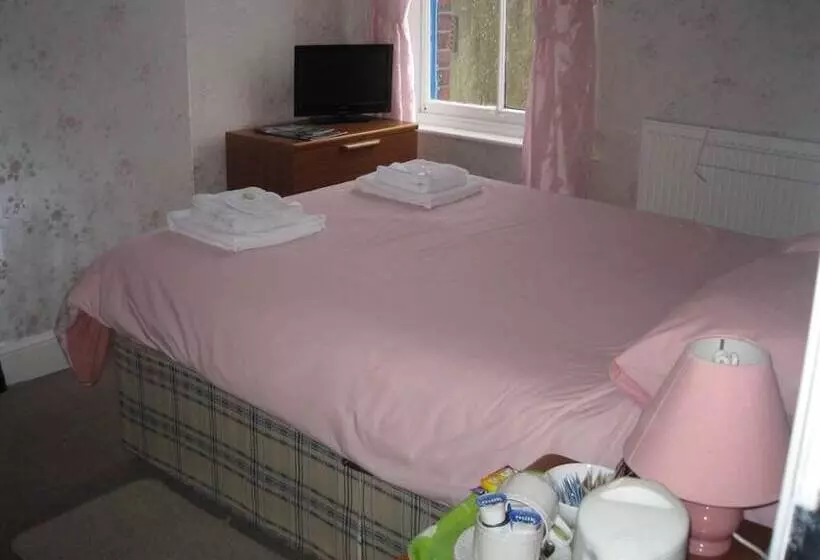 بنسيون The Beaches Guest House