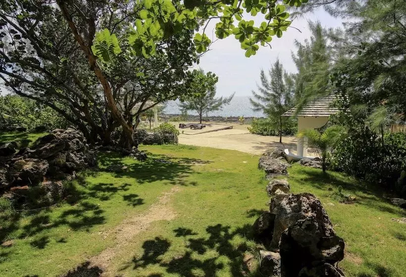 پانسیون Tingalaya's Retreat