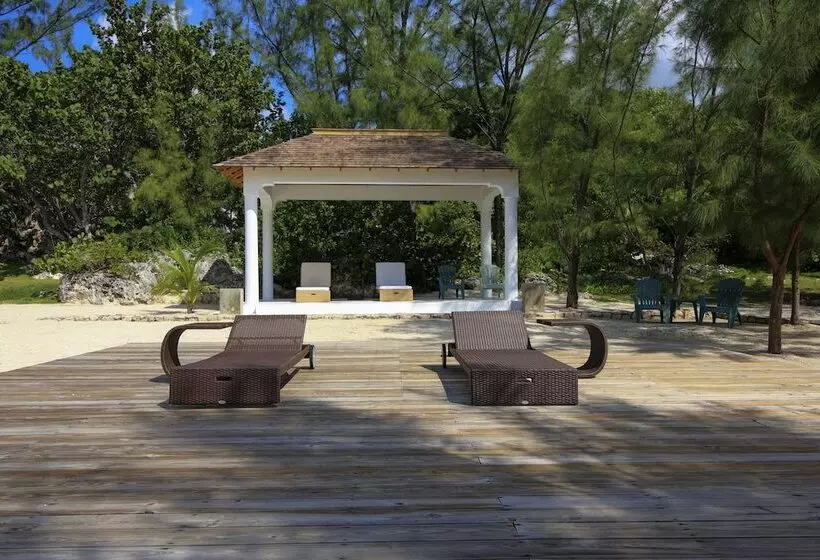 پانسیون Tingalaya's Retreat