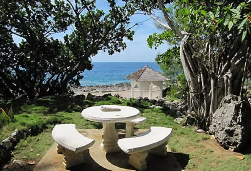 پانسیون Tingalaya's Retreat