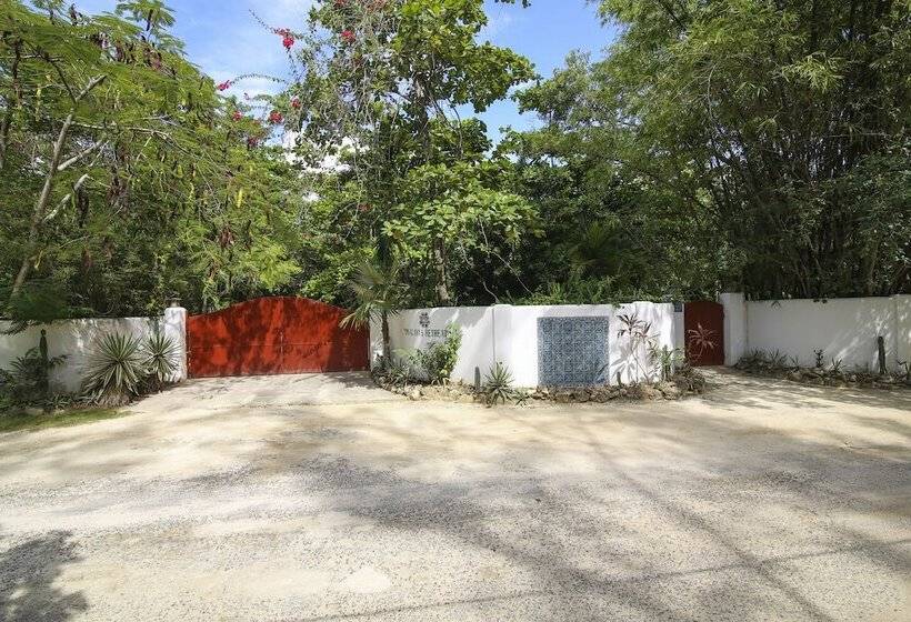 پانسیون Tingalaya's Retreat