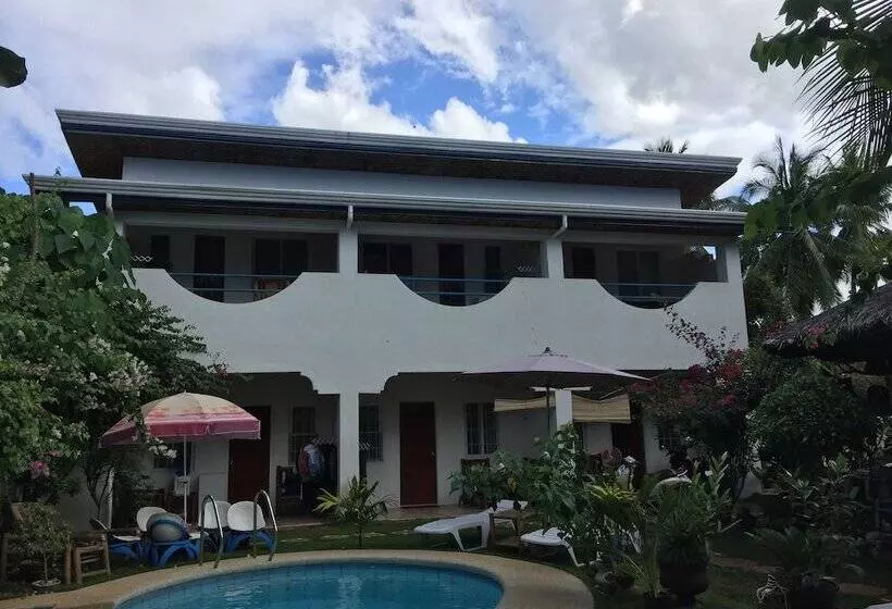 Resort Acacia Sunset Village Inn