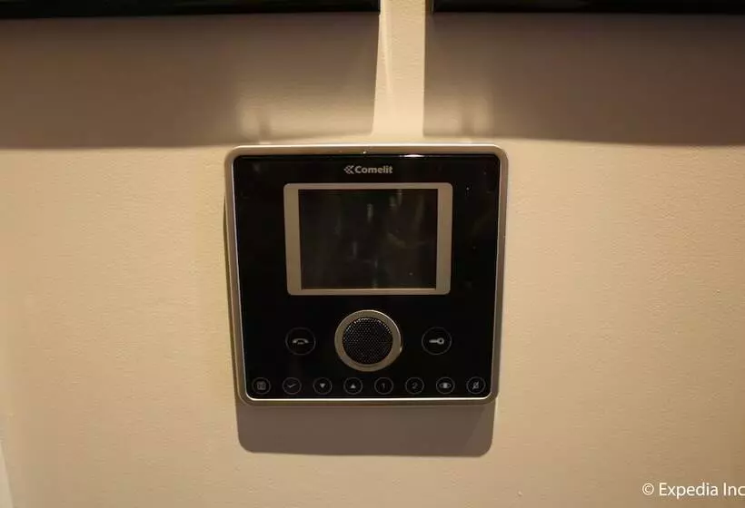 Barons Court Apartments By Viridian Apartments