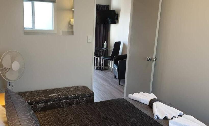 モーテル Barrington House Taupo