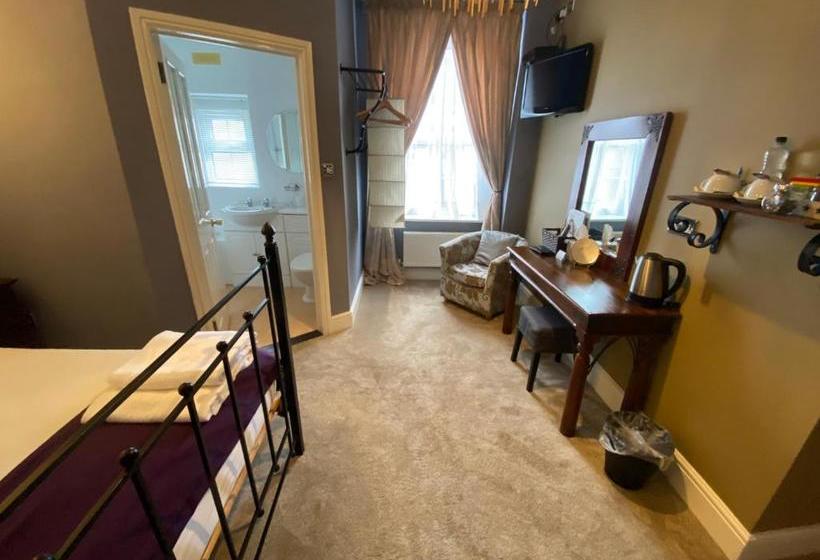 Bed and Breakfast Crescent Garden House