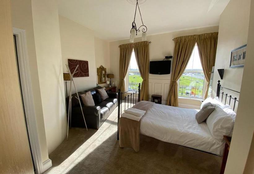 Bed and Breakfast Crescent Garden House