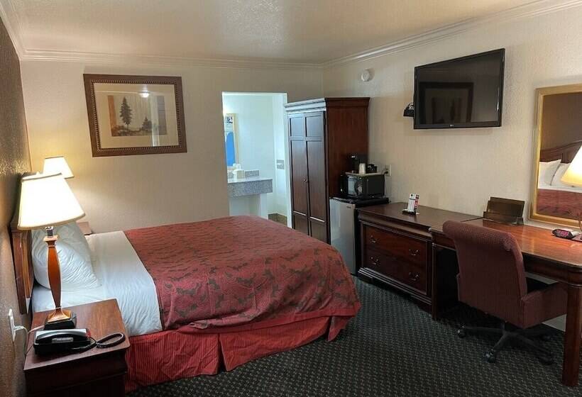 호텔 1st Interstate Inn