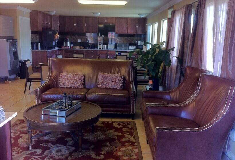 호텔 1st Interstate Inn