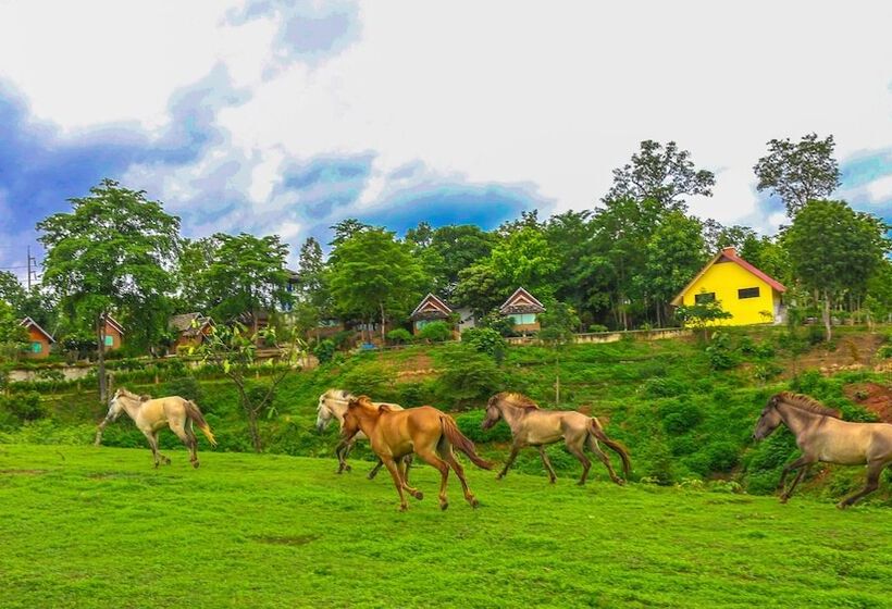 Hotel Eoutfitting Pai Resort