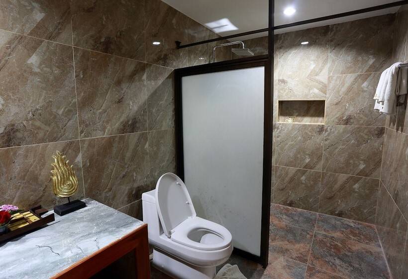 Hotel Eoutfitting Pai Resort