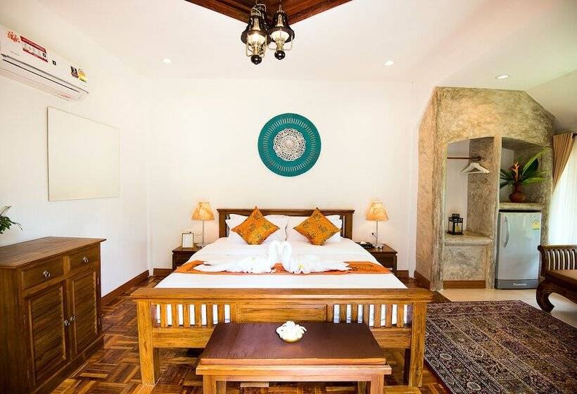 Hotel Eoutfitting Pai Resort