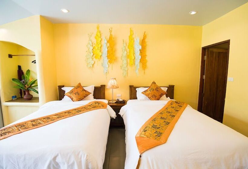 Hotel Eoutfitting Pai Resort