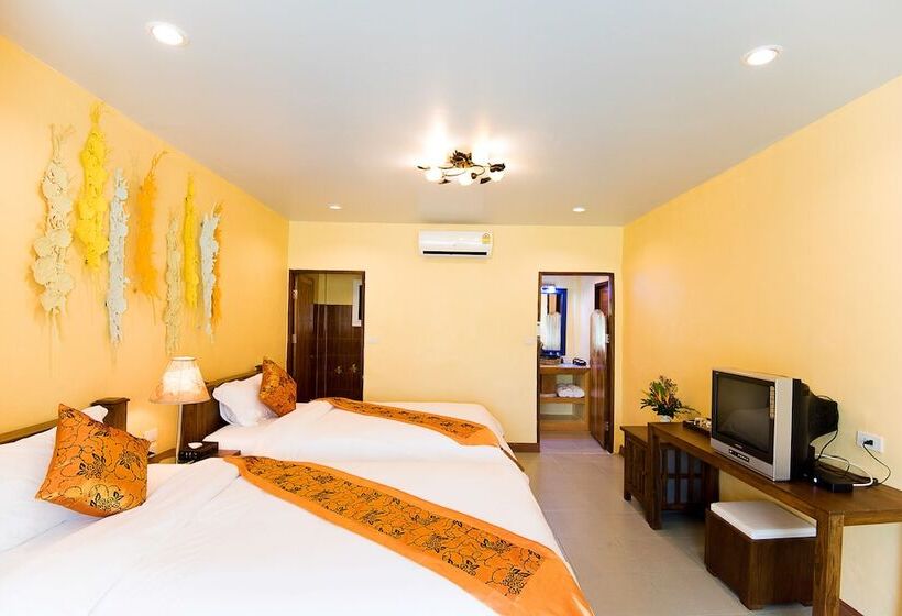 Hotel Eoutfitting Pai Resort