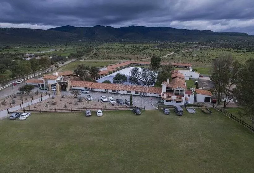 בית מלון כפרי Hacienda Los Picachos Spa & Pádel