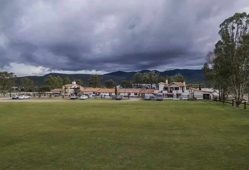 בית מלון כפרי Hacienda Los Picachos Spa & Pádel