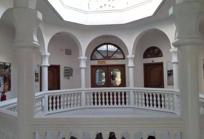 هتل Hôtel Casa Cornelia