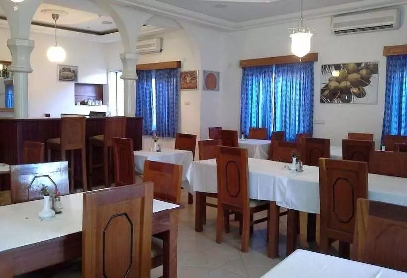 هتل Hôtel Casa Cornelia