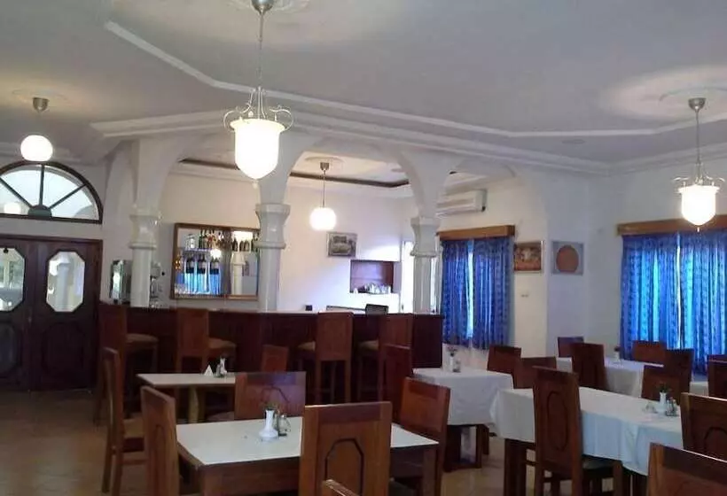 هتل Hôtel Casa Cornelia