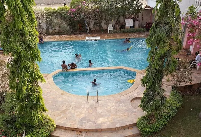 هتل Hôtel Casa Cornelia