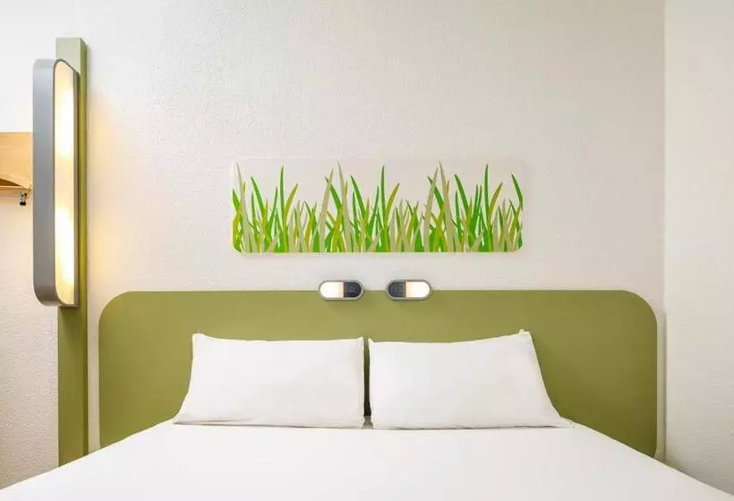 호텔 Ibis Budget Lyon Sud St Genis Laval