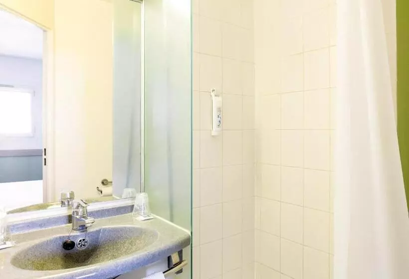 호텔 Ibis Budget Lyon Sud St Genis Laval