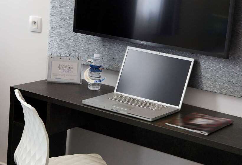 هتل Kyriad Marseille Blancarde Timone