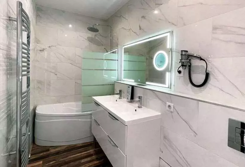 Hotel Kyriad Marseille Blancarde Timone